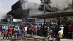 Kebakaran Pasar Senen Jadi Tontonan Warga