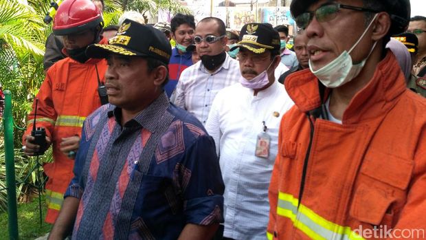 Sumarsono Datang ke Pasar Senen, Jamin Pedagang Bisa Jualan Lagi