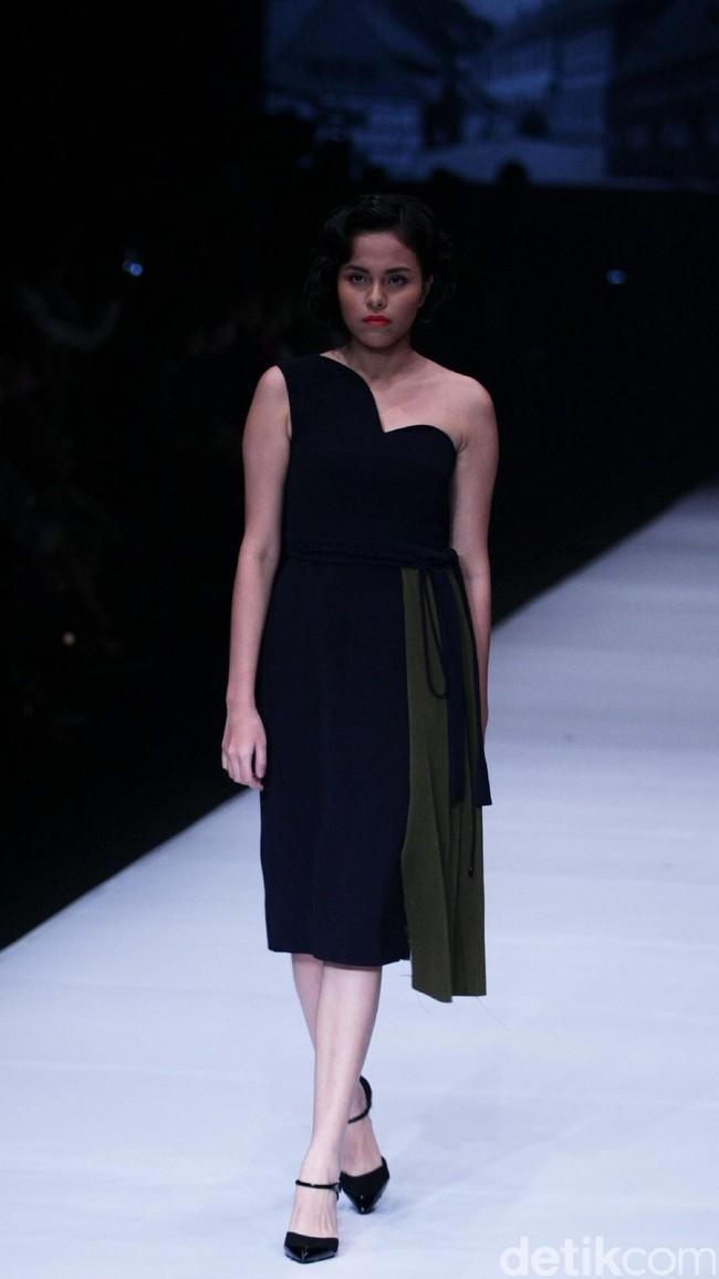 Koleksi Peggy Hartanto Kolaborasi dengan Loreal Professionel di Jakarta Fashion Week 2017. Senayan City. Jakarta. [Foto: Mohammad Abduh/Wolipop]