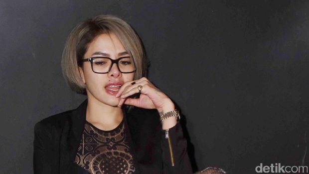 Ribut Depe vs Keponakan, Klarifikasi Nikita Mirzani Soal Video Cium Bule