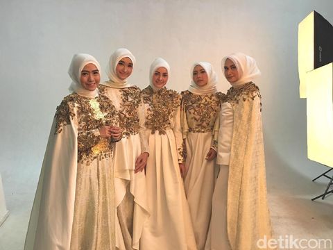 Foto: Intip Sesi Pemotretan Bersama Juara 1 Hijab Hunt 2012 - 2016