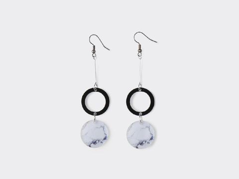 til memikat dengan 5 anting cantik keluaran brand lokal til memikat dengan 5 anting cantik keluaran brand lokal