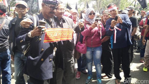 Sukmawati Hadiri Apel Akbar Pembela Pancasila di Bandung