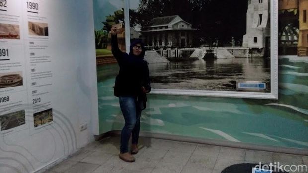 Komunitas Instagram Blusukan ke Museum Rumah Air Surabaya