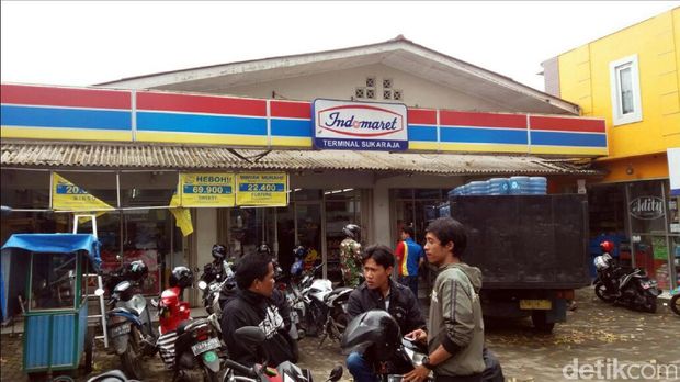 Rusak CCTV, Perampok Kuras 2 Mesin ATM di Indomaret di Sukabumi
