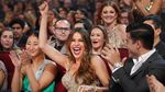 Sofia Vergara Heboh Banget Raih Piala Peoples Choice Awards