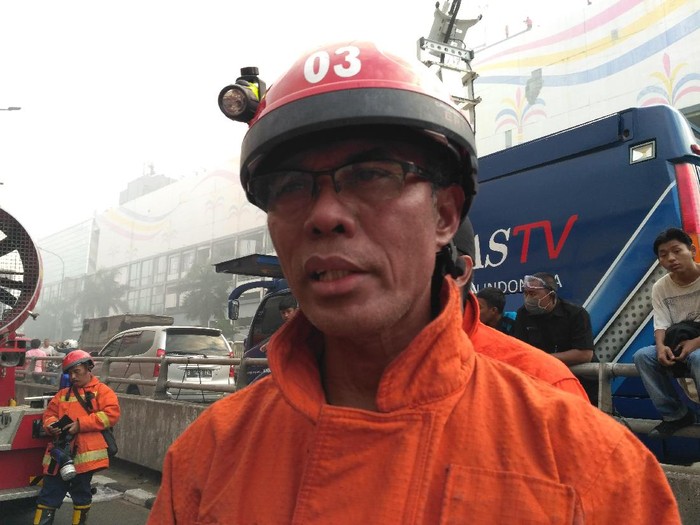 Damkar DKI: Kebakaran Pasar Senen Sudah Padam, Proses Pendinginan
