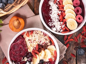 Tren Acai Bowl, Menyehatkan atau Sebaliknya?