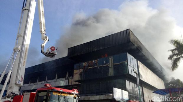 Begini Penampakan Kebakaran di Pasar Senen 