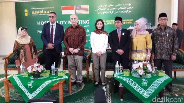 Dubes AS Kunjungi Pesantren Assalaam di Sukoharjo