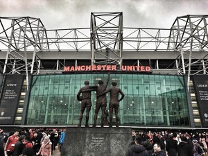 Kalahkan Madrid dan Barca, MU Jadi Klub Berpendapatan Terbesar
