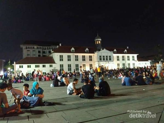 Tempat wisata Jakarta di malam hari