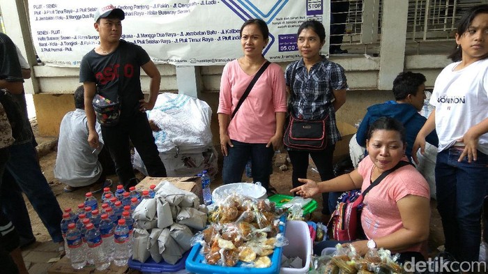 Rasyid Kaget Warung Milik Mertuanya di Pasar Senen Ikut Terbakar