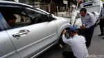 Parkir Sembarangan, Sejumlah Mobil Diderek