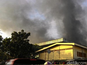 Ada Kebakaran di Pasar, TransJ Tak Lewati Halte Sentral Senen