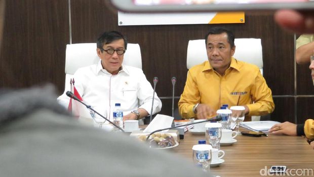 Hanura serahkan susunan kepengurusan ke Menkum HAM