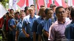 Pekerja Pelabuhan Demo di Gedung BPK
