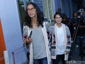 Rumah Tangga Aming-Evelyn Dikabarkan Retak, Tania Gugat Cerai Tommy Kurniawan