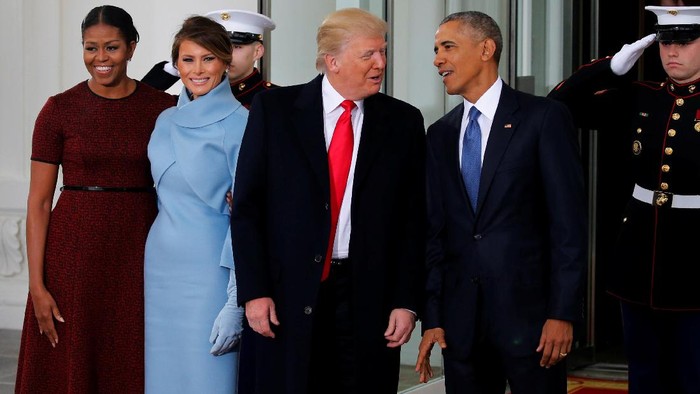 Sebelum Dilantik, Trump Minum Teh Bersama Obama di Gedung Putih
