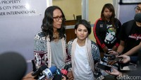 Aming dan Evelyn saat ditemui di Gedung Trans TV, Kapten Tendean, Jakarta Selatan pada Kamis (19/1/2017). Pool/Palevi S/detikFoto.