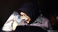 Menurut Sylviana, dana hibah tersebut didasari Surat Keputusan (SK) Gubernur Nomor 235 Tahun 2014. Sylviana menyebut saat itu Gubernur DKI Jakarta dijabat oleh Joko Widodo.