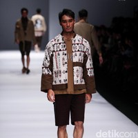 Happa by Mel Ahyar X Andien mengangkat tema Ono Niha di Jakarta Fashion Week 2017. Senayan City. Jakarta. [Foto: Mohammad Abduh/Wolipop]