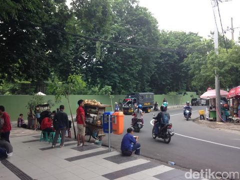 Tembok Kebun Binatang Surabaya akan dimural
