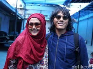 Metode 5 Jari, Kiat Ampuh Ria Irawan Melawan Kanker
