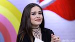 Yasmine Wildblood, Si Mama Cantik Anak Satu