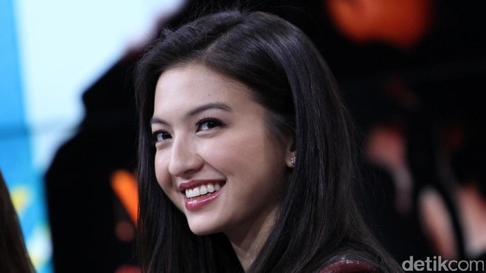 Raline Shah Jadi Komisaris Independen AirAsia