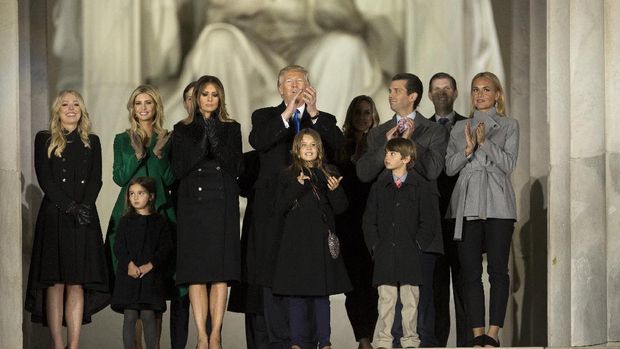 Kejamnya Netizen, Ucapan Selamat Hari Ayah dari Ivanka Trump Diserbu Kritik