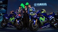 Peluncuran motor Yamaha itu dilakukan di Madrid, Spanyol, Kamis (19/1/2017). Motor YZR-M1 untuk musim depan itu dipadu dengan beberapa garis putih untuk pemanis, di sisi depan dan sisi samping fairing (Foto: AFP PHOTO / PIERRE-PHILIPPE MARCOU)