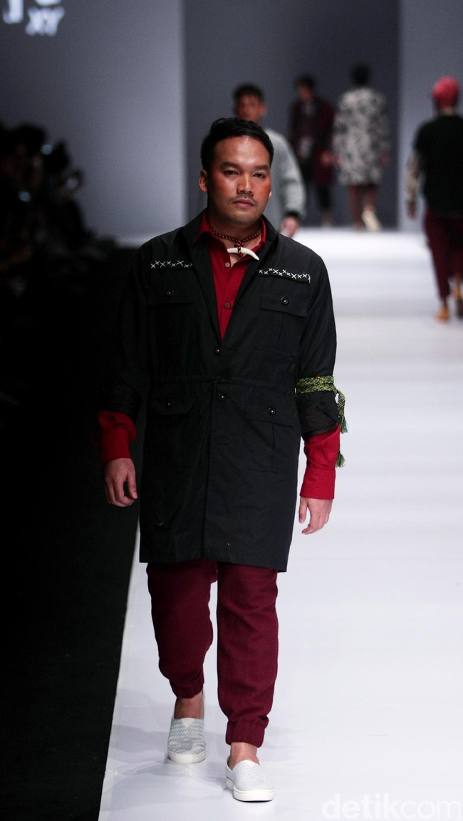 Happa by Mel Ahyar X Andien mengangkat tema Ono Niha di Jakarta Fashion Week 2017. Senayan City. Jakarta. [Foto: Mohammad Abduh/Wolipop]