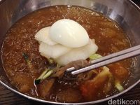Red Sun : Ada Tuna Kimbap dan Mie Kuah Dingin yang Segar Enak di Sini