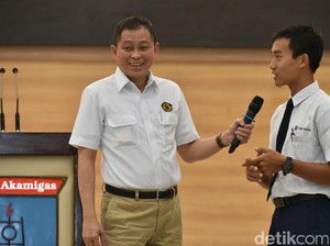 Di Depan Mahasiswa, Jonan Cerita Aset Exxon Kalah dari Facebook