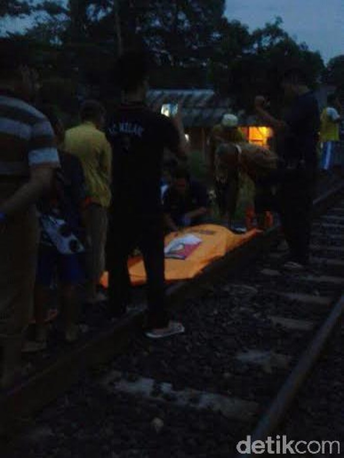 Pria dan Wanita Tanpa Busana di Jember Tewas Terlindas KA