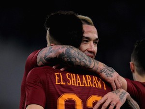 Radja Nainggolan Sedang Berbahaya di Olimpico