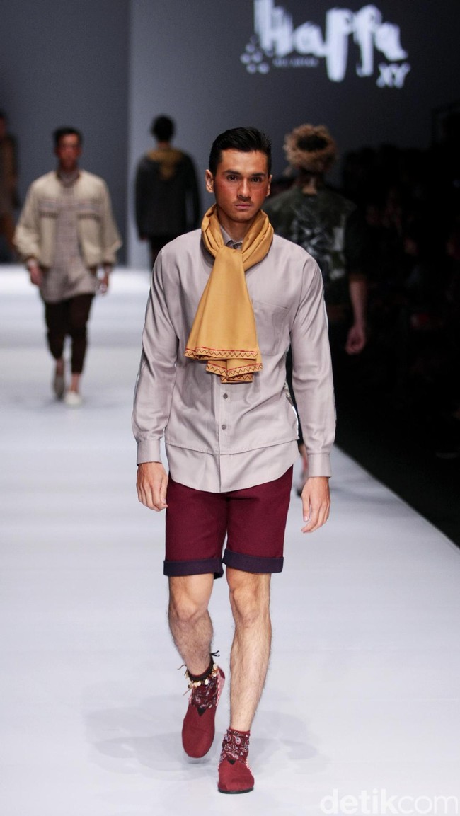 Happa by Mel Ahyar X Andien mengangkat tema Ono Niha di Jakarta Fashion Week 2017. Senayan City. Jakarta. [Foto: Mohammad Abduh/Wolipop]