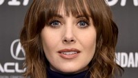 Penampilannya dengan rambut pendek tersebut menuai banyak pujian. Michael Loccisano/Getty Images for Sundance Film Festival/detikFoto.