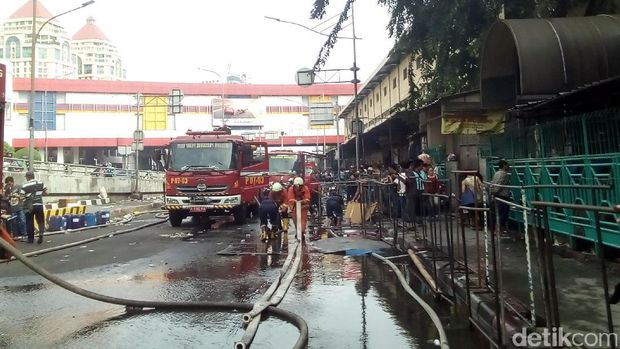 Masih Proses Pendinginan, Begini Suasana Pasar Senen Pagi ini