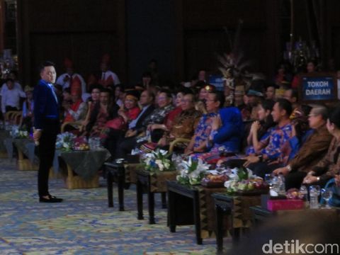  Agus Yudhoyono dan Sylviana Murni di perayaan Natal Demokrat di JCC, Sabtu (21/1/2017)