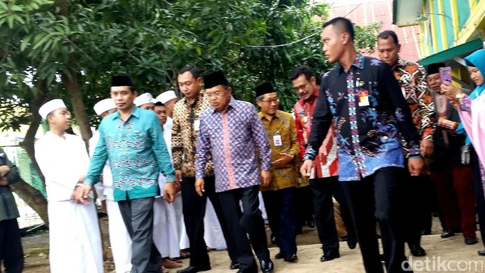 JK Minta Para Ulama Ajarkan Peradaban dan Akhlak ke Masyarakat