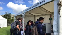 Pengunjung yang datang pun bervariasi, mulai dari orang Indonesia di Melbourne hingga masyarakat lokal. Festival ini memang menjadi perayaan budaya antara dua negara (Isfari/detikTravel)