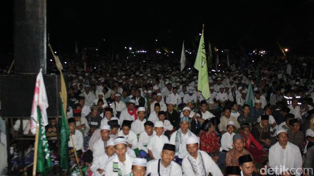 Seribuan orang hadiri acara salawat di Bali