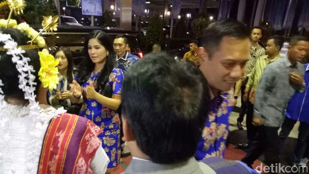 SBY dan Keluarga Hadiri Perayaan Natal Demokrat 