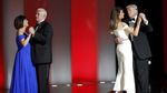 Mesranya Trump dan Melania Saat Berdansa