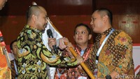 Afi Kalla dipilih oleh 230 pemilik hak suara mengalahkan Aaron Sampetoding yang hanya dipilih oleh 217 pemilih. 