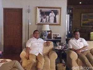 Prabowo Konsolidasikan Tim Pemenangan Anies-Sandi di Hambalang