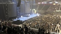 Para penonton pun sudah tampak antusias menanti band yang terakhir kali manggung di Singapura pada tahun 2013 lalu itu. Ugroseno Paco/detikHOT.