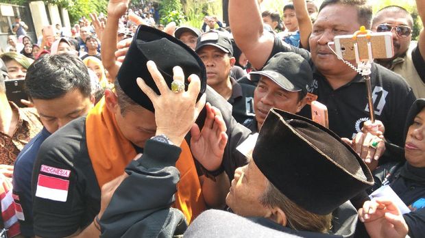  Gerilya di Cibubur Jaktim Agus Disambut Kuda Lumping